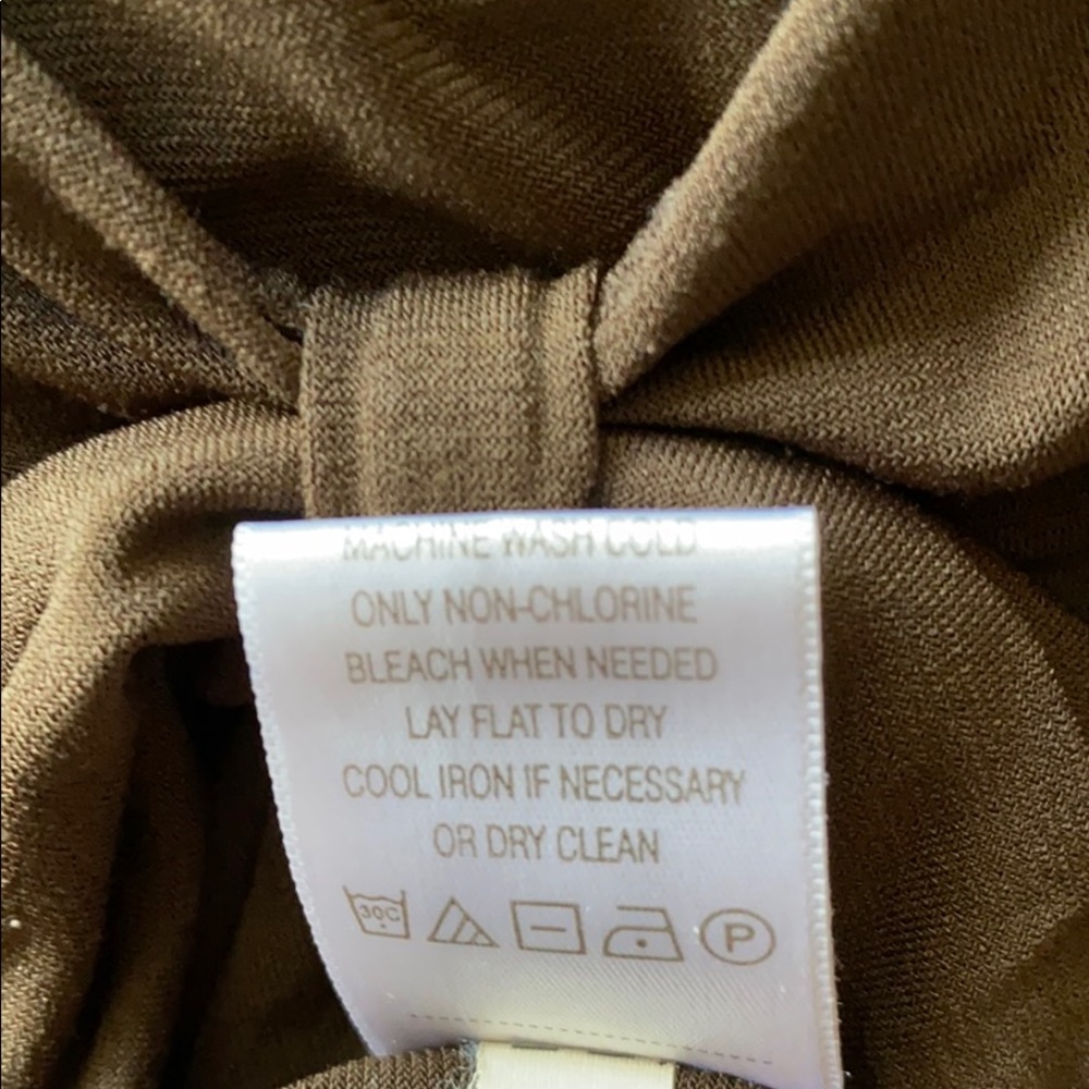 Tommy Bahama Sleeveless Blouse - Picture 6 of 6